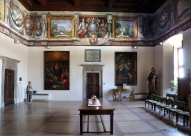 Viterbo palazzo dei papi sala dello spirito santo